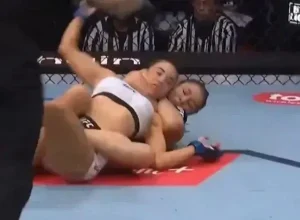 Alexa Grasso nocauteia Maycee Barber no UFC Seattle  • Reprodução/UFC