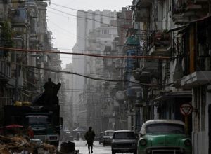 Cuba reconectou sua rede elétrica em grande parte da ilha na terça-feira (17)  • Norlys Pere...