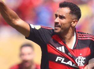 Danilo pode ser o único bicampeão de Libertadores e Champions  • Gilvan de Souza/Flamengo