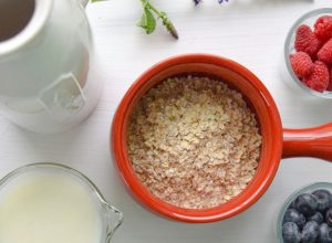 Aveia pode ser consumida de diferentes formas  • Divulgação/ Unsplash