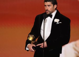 Bad Bunny vence em Melhor Álbum de Música Urbana no Grammy Awards 2026  • Kevin Winter/Getty...