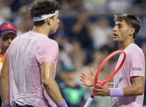 Ben Shelton e Flavio Cobolli se enfrentaram em Toronto em 2025  • Getty Images