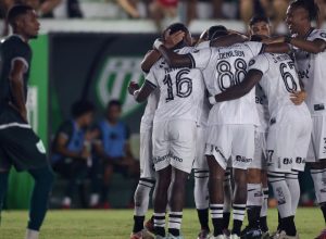 Time do Botafogo comemora gol sobre o Boavista pela semifinal da Taça Rio  • Vitor Silva/Bota...