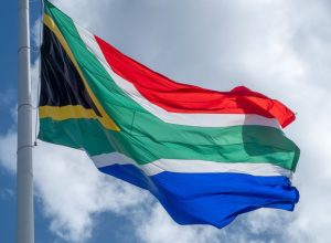 Bandeira da África do Sul  • Den Harrson/Unsplash