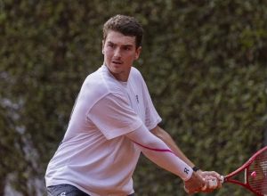 João Fonseca em ação no ATP de Buenos Aires.  • Reprodução/Instagram@joaoffonseca
