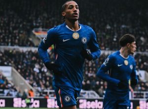 João Pedro comemora gol contra o Newcastle  • Foto: Divulgação/ Chelsea