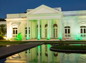 Palácio de Karnak, em Teresina (PI), sede do governo do Piauí  • Governo do Piauí