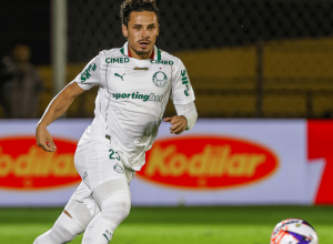 Raphael Veiga em partida contra o Novorizontino  • Fabio Menotti/ Palmeiras/ by Canon
