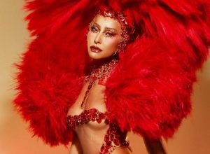 Sabrina Sato usa look cavado na Sapucaí  • Instagram / Sabrina Sato